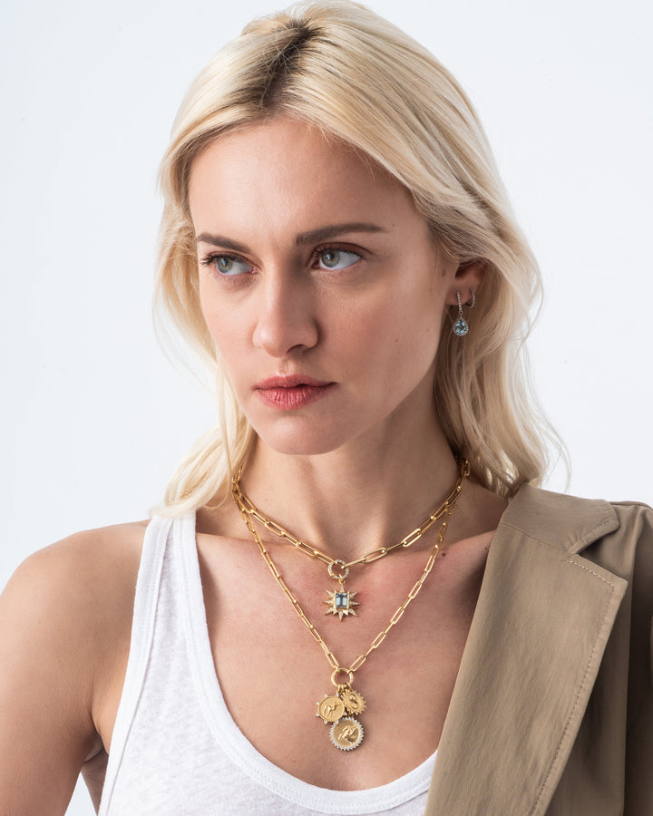 Astron Aquamarine with Paperclip diamond clasp chain in 18K Gold