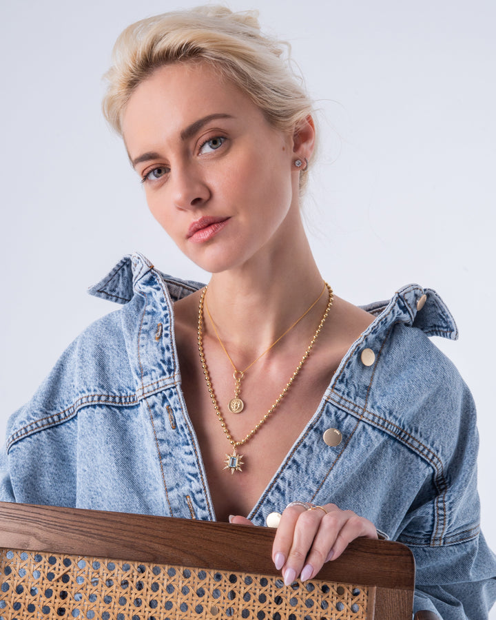 Astron Aquamarine Ball chain in 18K Gold