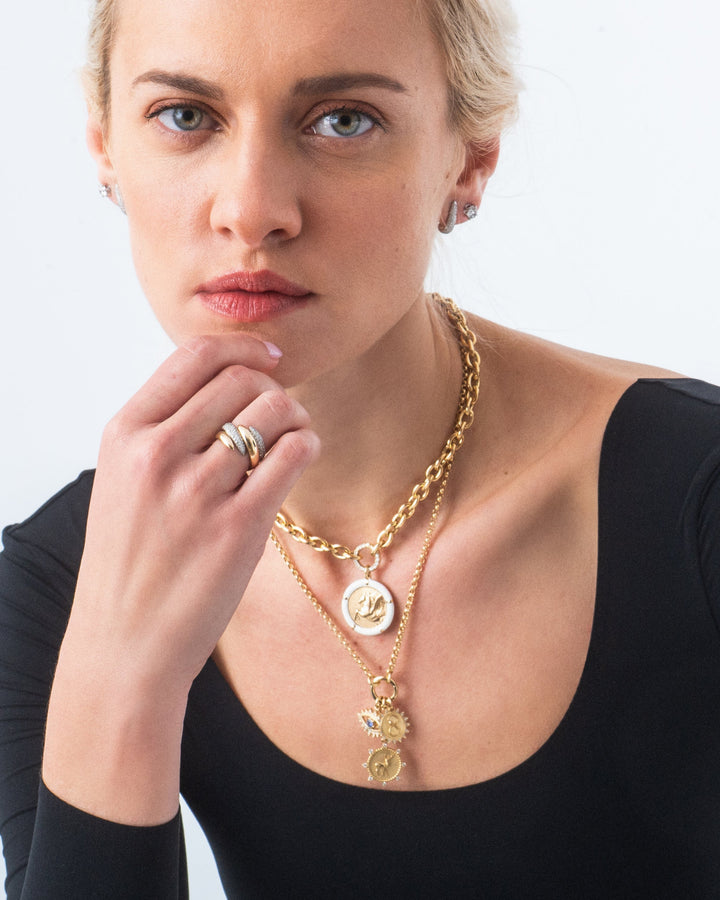 Pure Pegasus Freedom Charm in 18K Gold