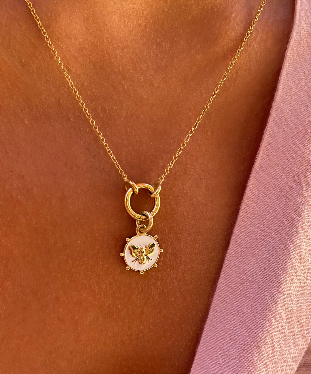 Petite Pure Bee Euphoria Charm in 18K Gold