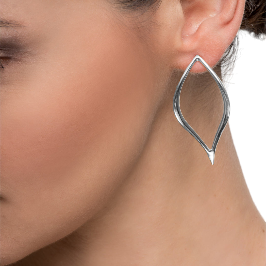 Haniotis_Hellas_Eternal Waves_Waves_Haniotis_Silver_Athens_Paros_Haniotis Jewellery_Ascra Earrings_Χανιώτης κοσμηματα_Σκουλαρίκια-Ασήμι Haniotis Jewellery_Made in Greece_handmade