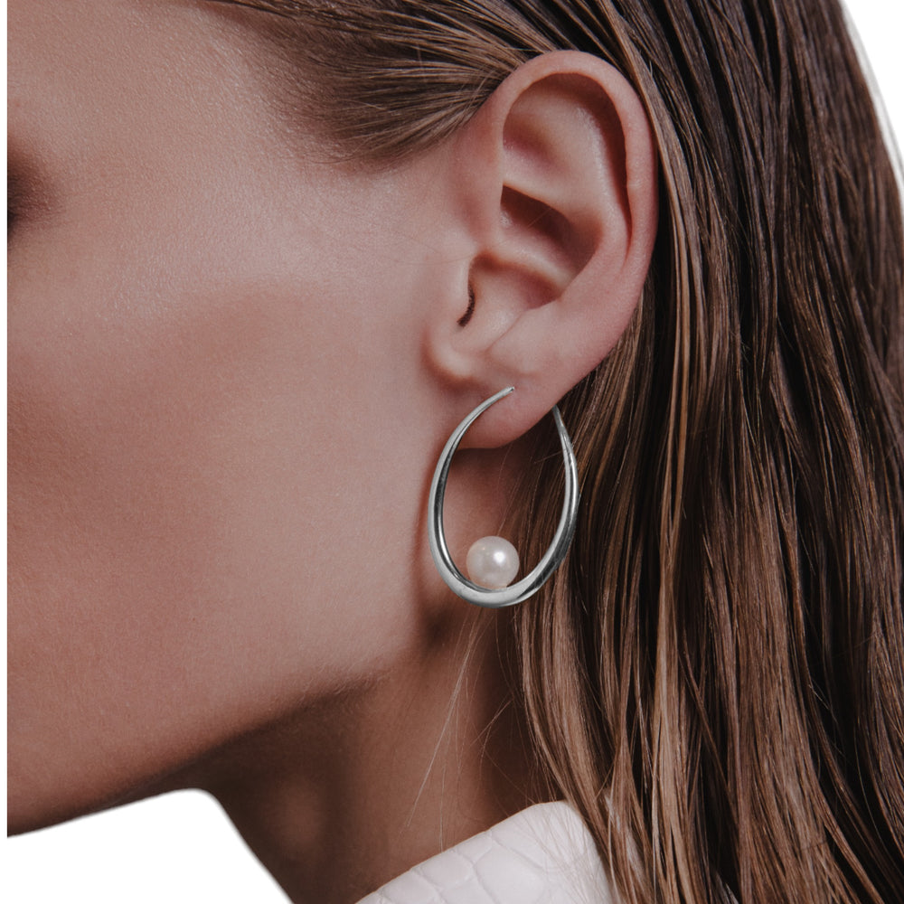 Haniotis_Hellas_Eternal Waves_Waves_Haniotis_Silver_Athens_Paros_Haniotis Jewellery_Pearl Daeira Earrings_Freshwater Pearls_Χανιώτης κοσμηματα_Σκουλαρίκια_Μαργαριτάρια_Μαργαριτάρι (2)