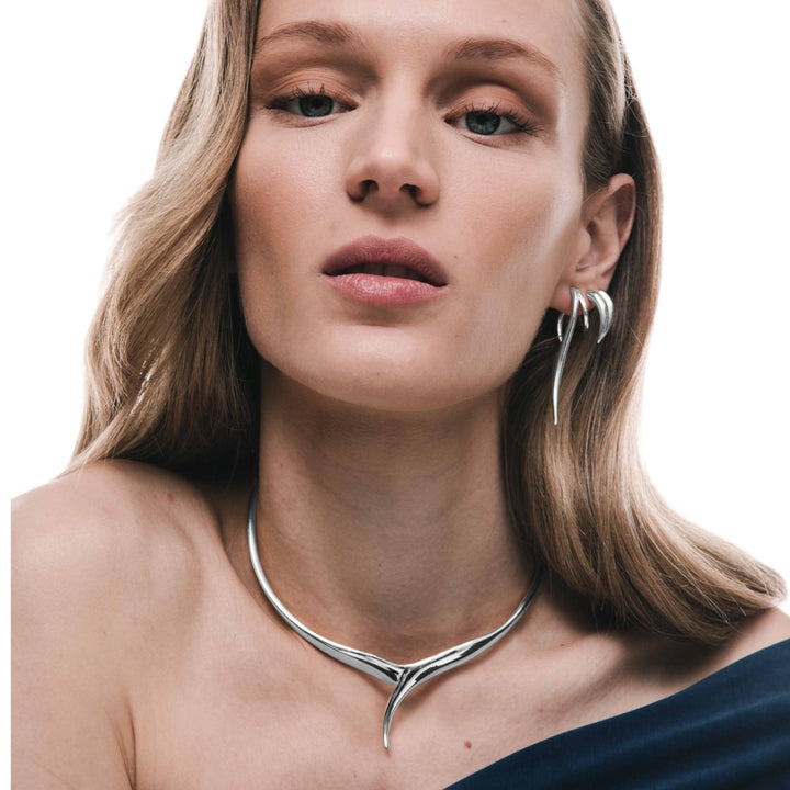 Haniotis_Waves_Eternal Waves_Harmony Choker_Silver_Haniotis_Hellas_Jewellery_necklace_choker_Χανιώτησ_κοσμήματα_κολιέ_Doris Earrings_Rhene Earrings_Σκουλαρίκια΄_Ασήμι