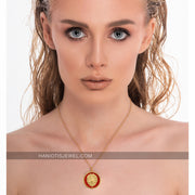 Passion Lion Charm in Yellow Gold